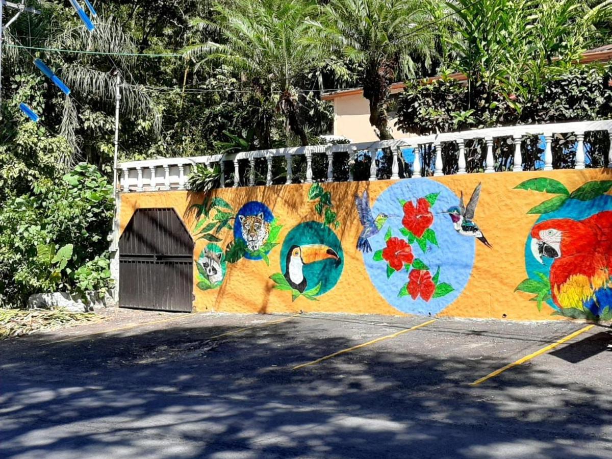 Hospedaje Colibri Manuel Antonio Eksteriør billede