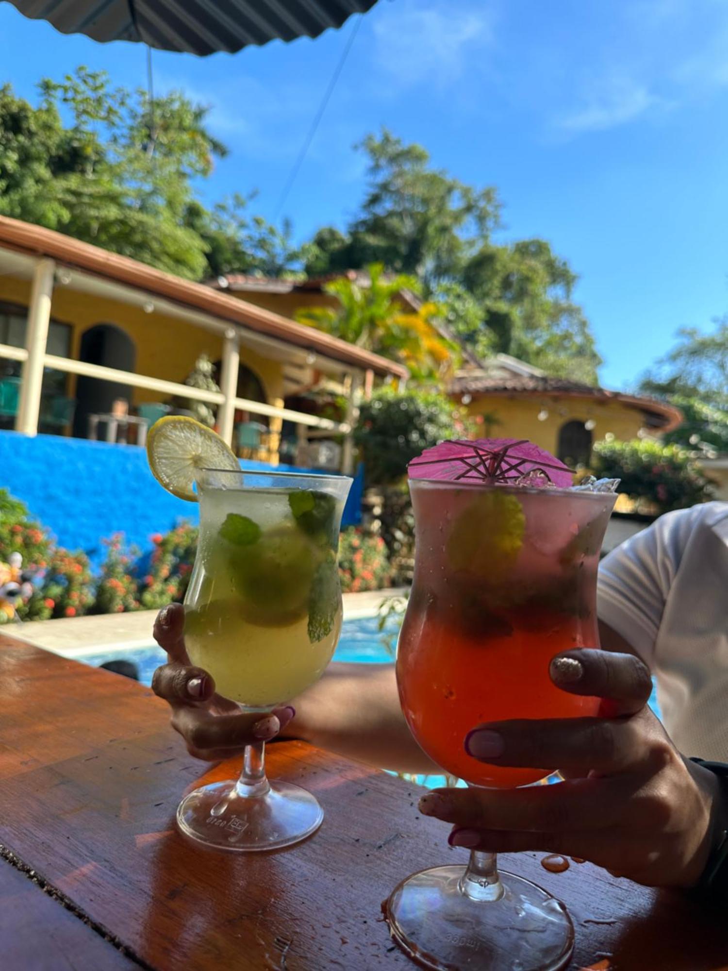 Hospedaje Colibri Manuel Antonio Eksteriør billede